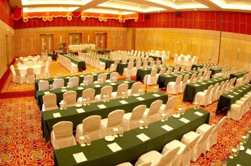 Grand Suka Hotel Pekanbaru Eksteriør billede