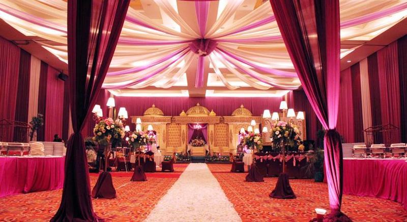 Grand Suka Hotel Pekanbaru Eksteriør billede