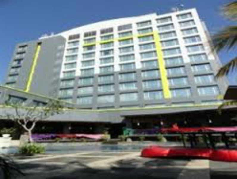 Grand Suka Hotel Pekanbaru Eksteriør billede