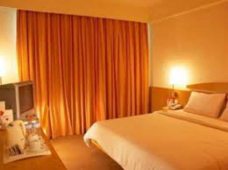 Grand Suka Hotel Pekanbaru Eksteriør billede