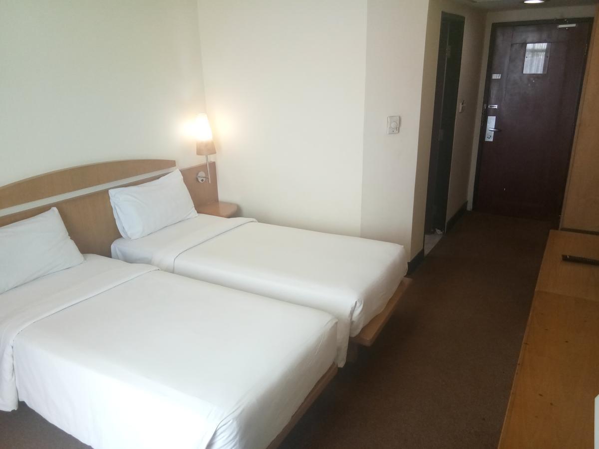 Grand Suka Hotel Pekanbaru Eksteriør billede