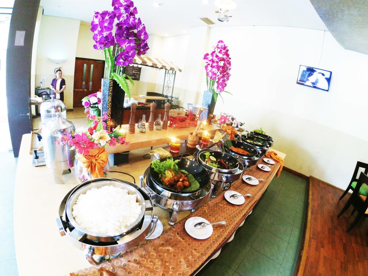 Grand Suka Hotel Pekanbaru Eksteriør billede
